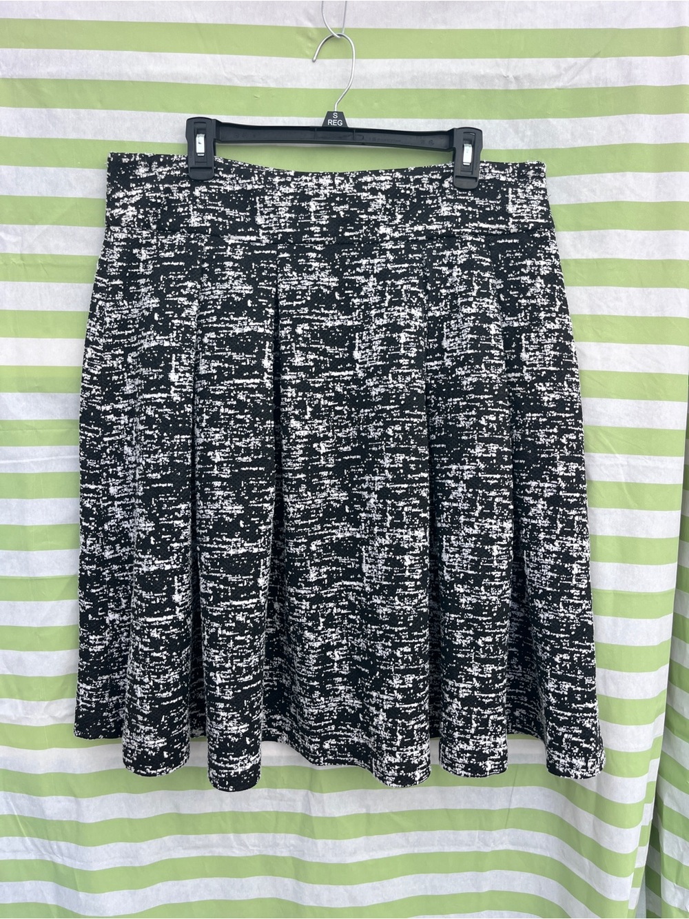 Karl Lagerfeld Black & White Textured Circle Skirt
